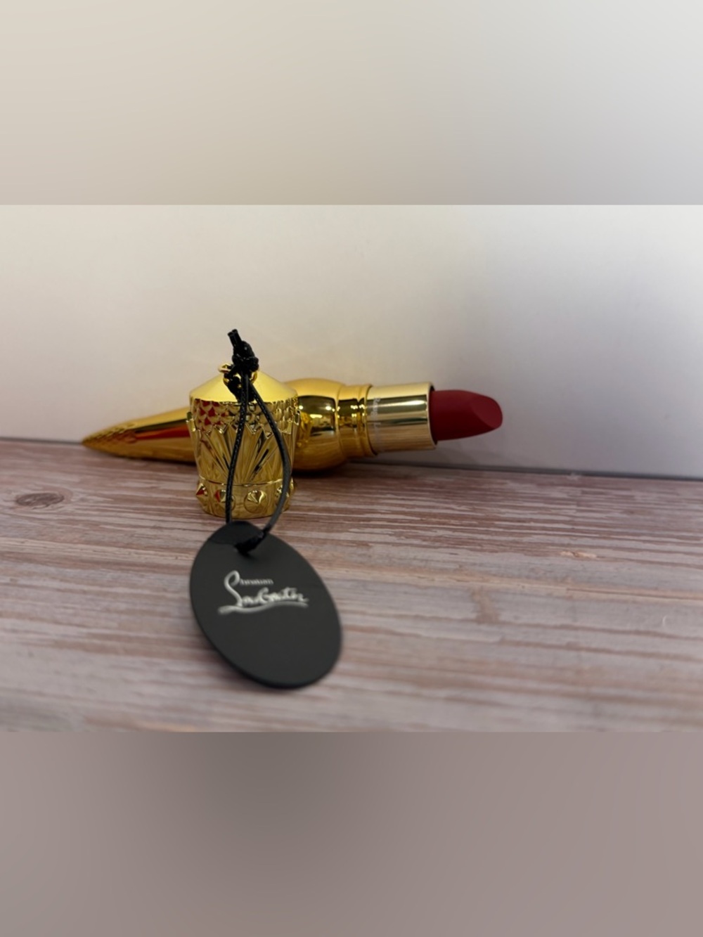 Christian Louboutin Lipstick - Louboutin Rouge 001 (NIB but small defect) - Picture 5 of 8
